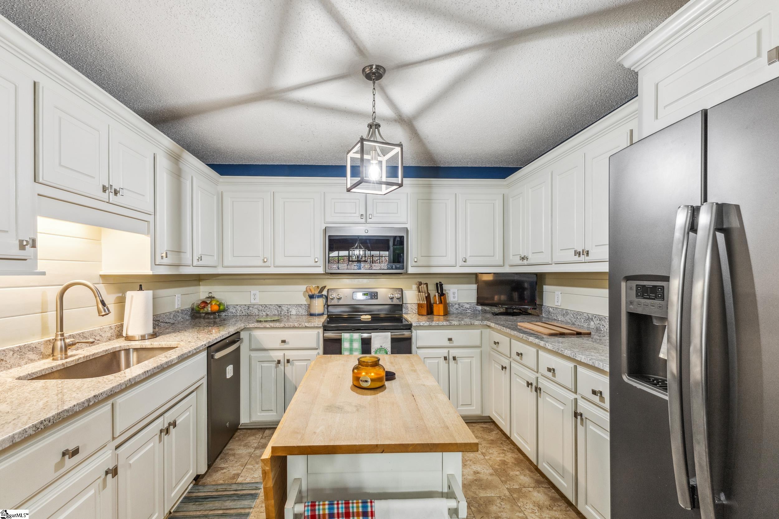 761 Pearson Town Road Moore, SC 29369 - Photo 13 of 35