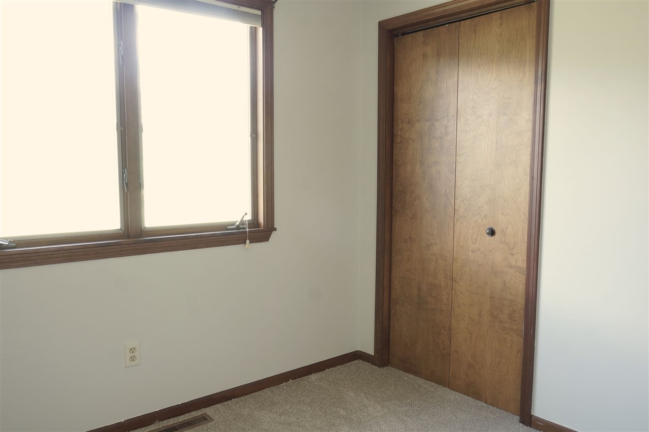 8636 East River Road Mount Pleasant, MI 48858 - Photo 16 of 44 1837656-15.JPG