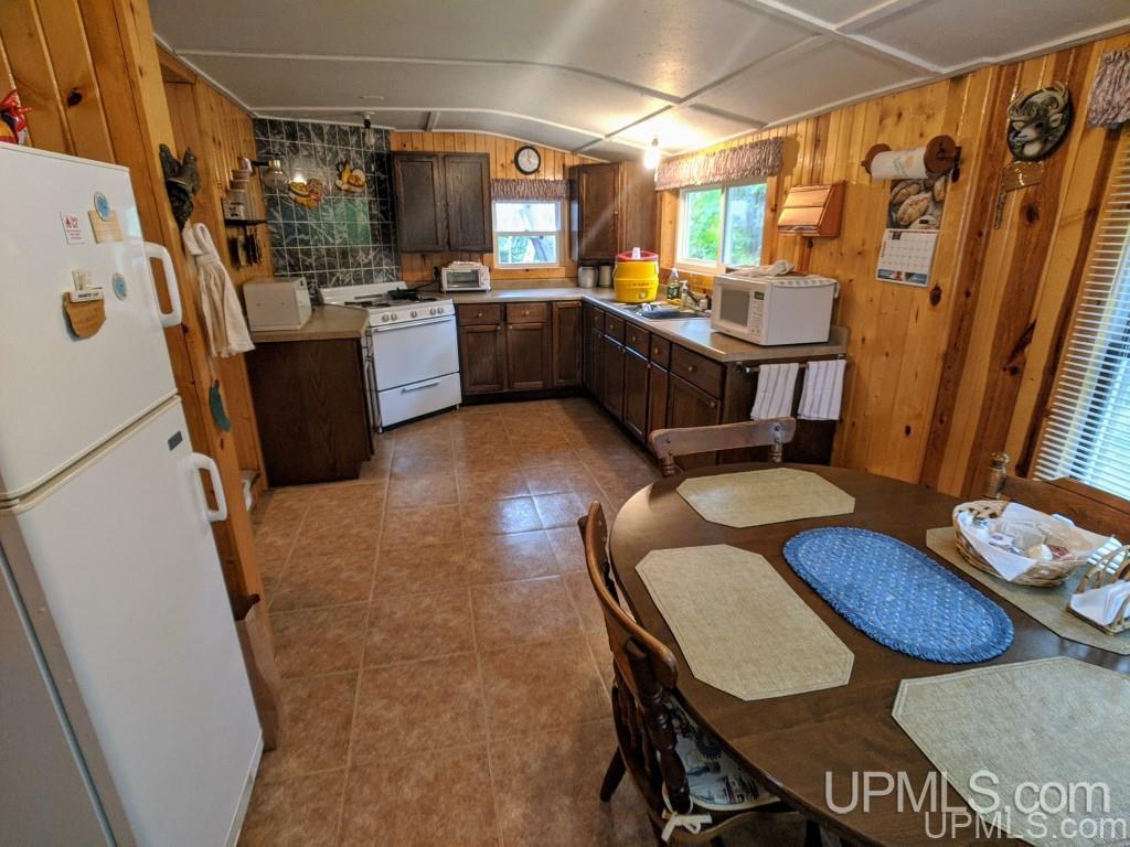 1950 Ponozzo Road Iron River, MI 49935 - Photo 11 of 14 Gallery Image 11