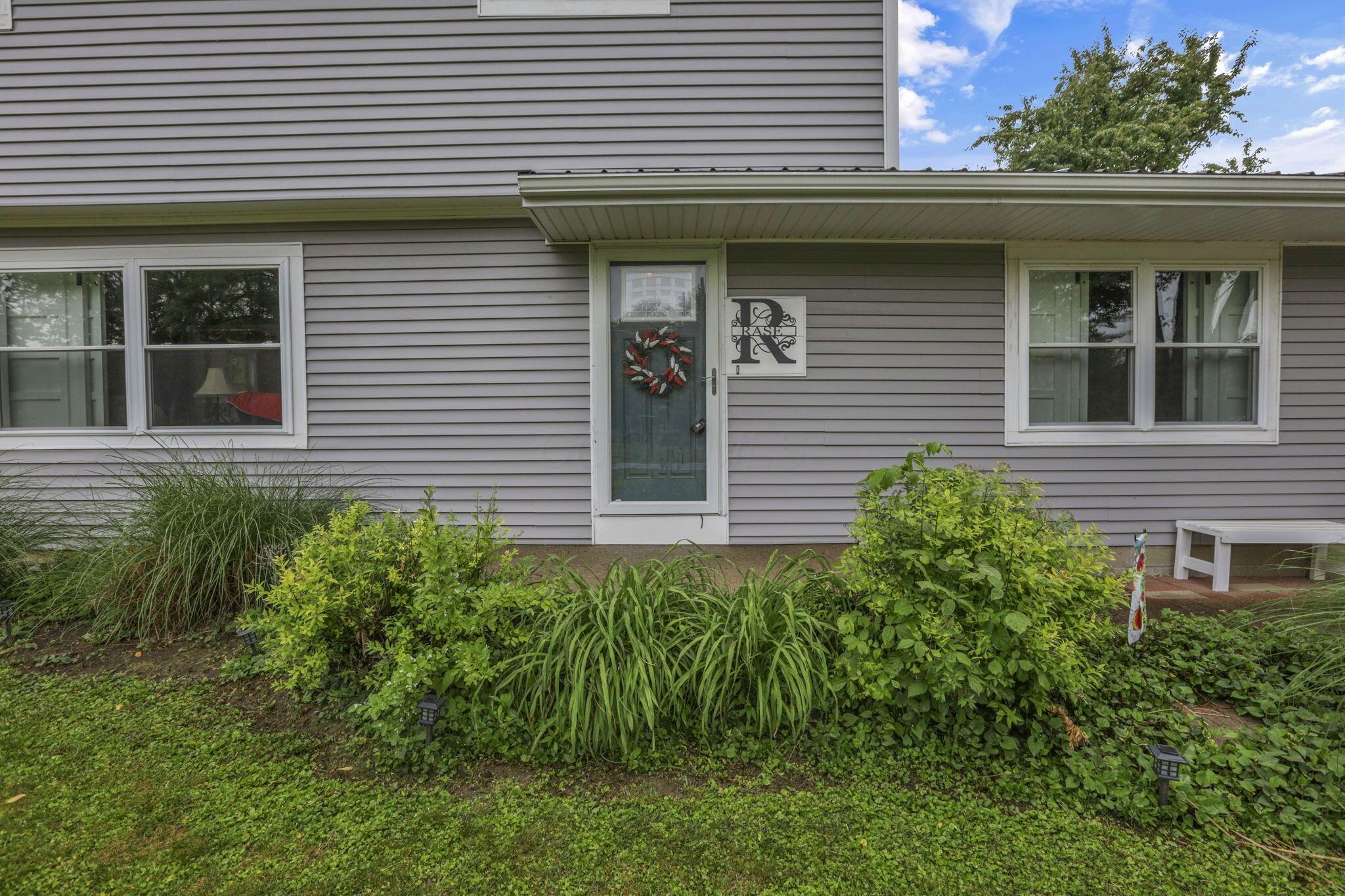 11750 16th Road Southwest Stoutsville, OH 43154 - Photo 2 of 74 Front exterior