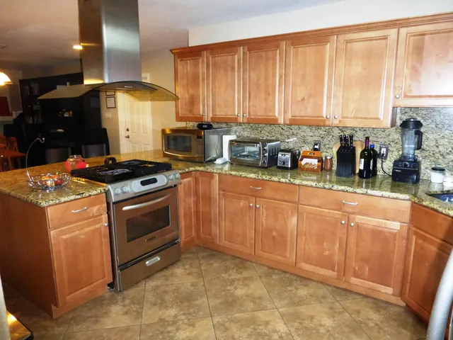 $2,595 | 6713 East Culver Street, Scottsdale, AZ 85257