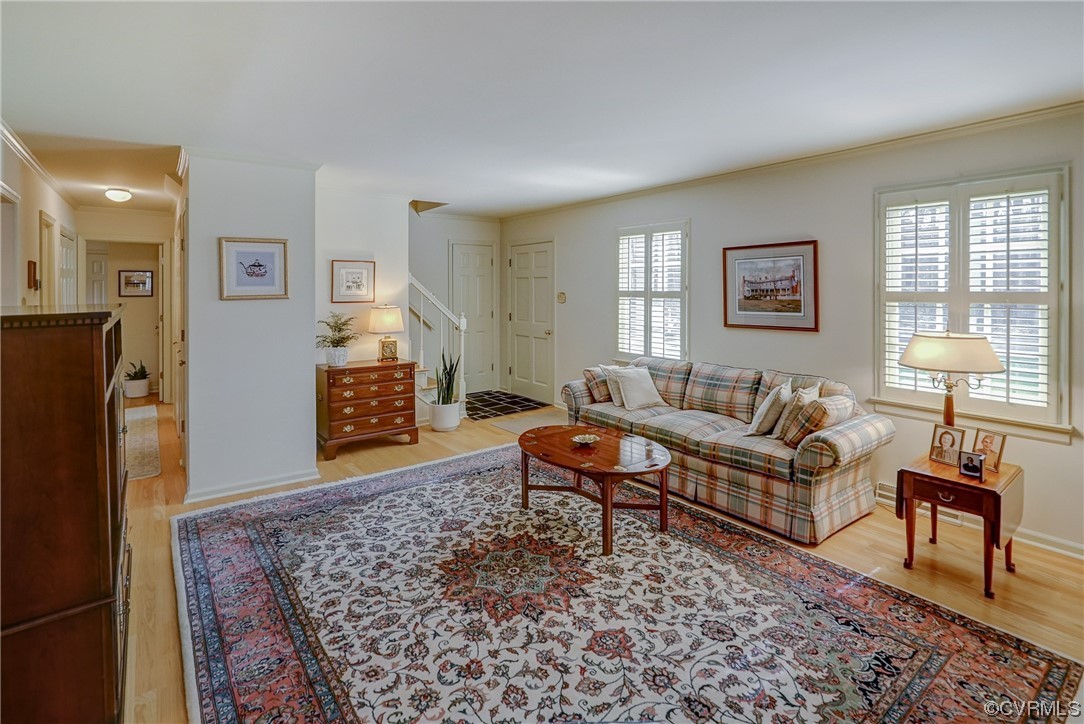 10306 Warren Road Glen Allen, VA 23060 - Photo 8 of 42 Gallery Image 8