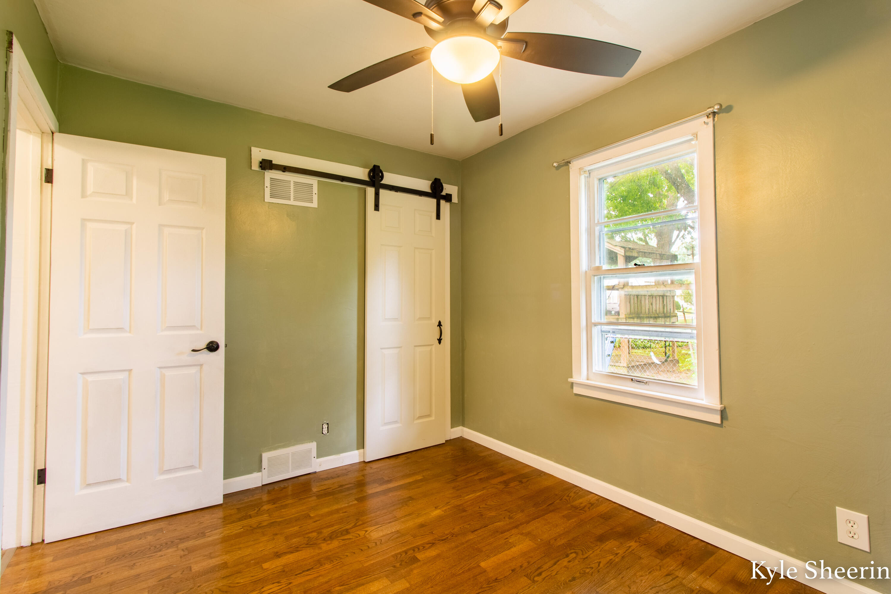 115 North Grant Avenue Three Rivers, MI 49093 - Photo 13 of 29 115 (9 of 29)