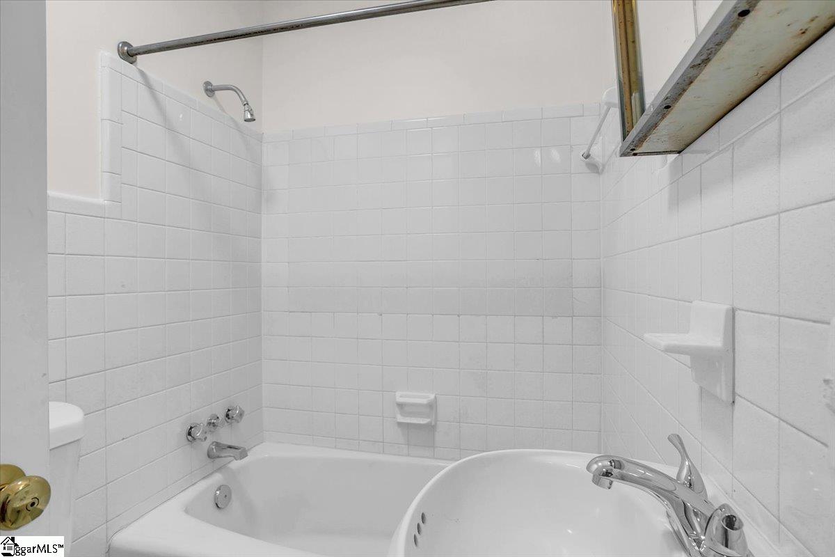 307 White Oak Drive Greenville, SC 29607 - Photo 37 of 49