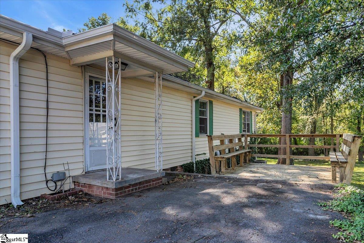 307 White Oak Drive Greenville, SC 29607 - Photo 5 of 49