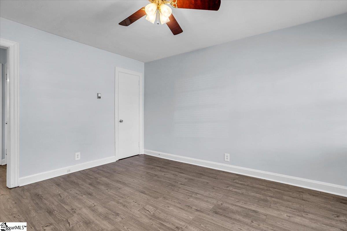 307 White Oak Drive Greenville, SC 29607 - Photo 6 of 49