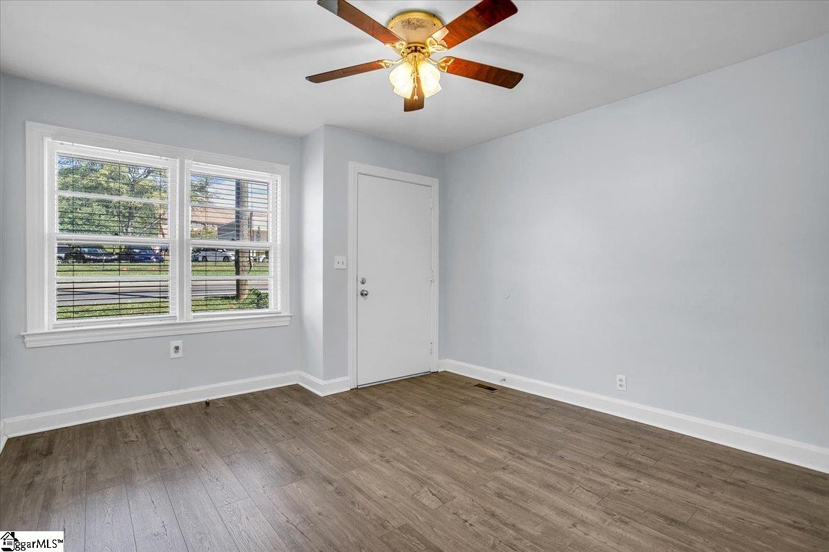 307 White Oak Drive Greenville, SC 29607 - Photo 8 of 49