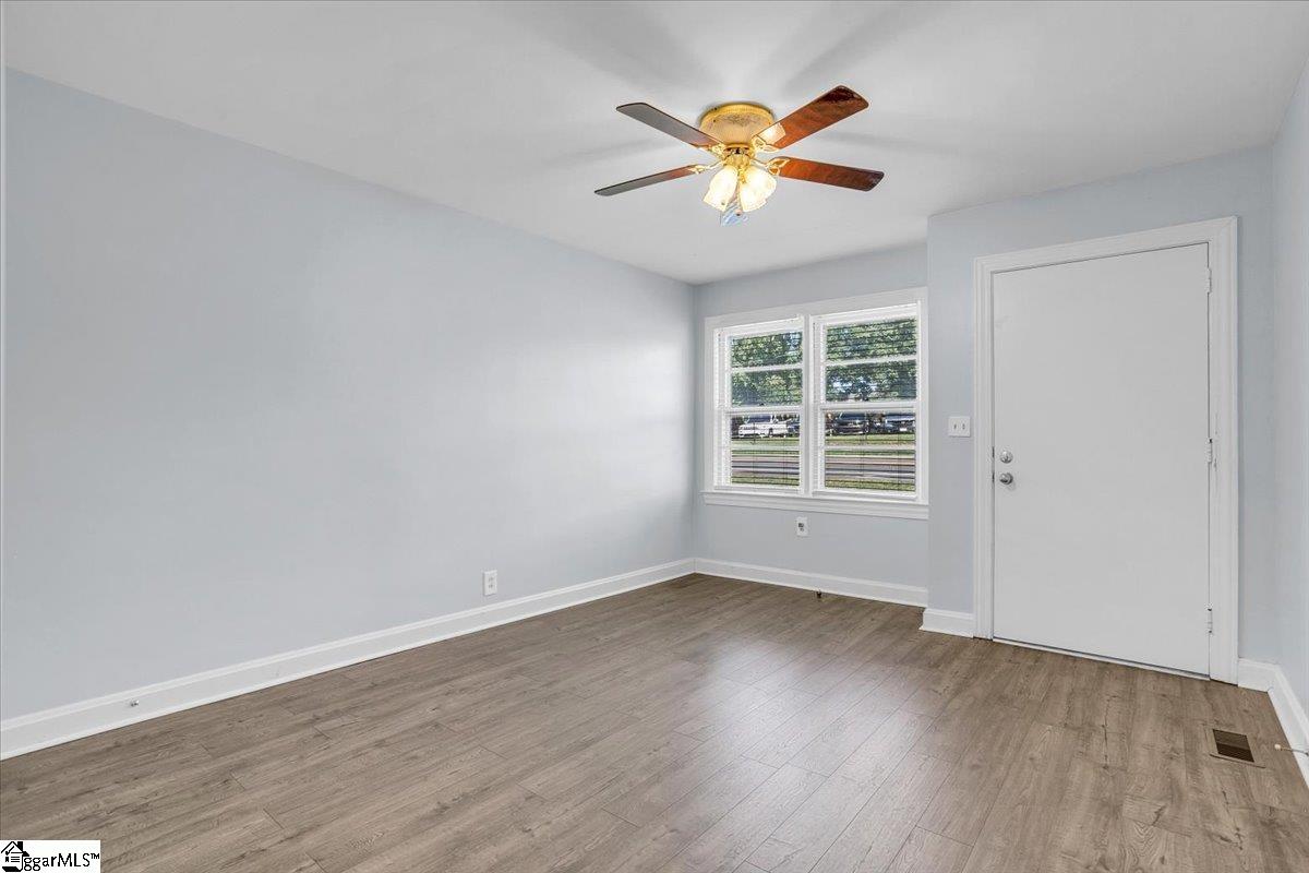 307 White Oak Drive Greenville, SC 29607 - Photo 9 of 49