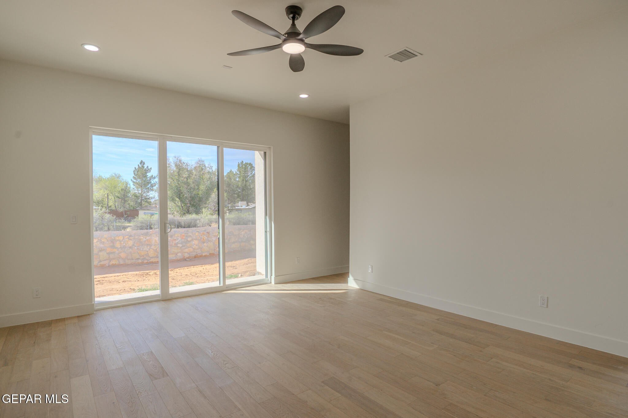 5660 Rio Bonito Circle El Paso, TX 79932 - Photo 33 of 74 5660 Rio Bonito -35