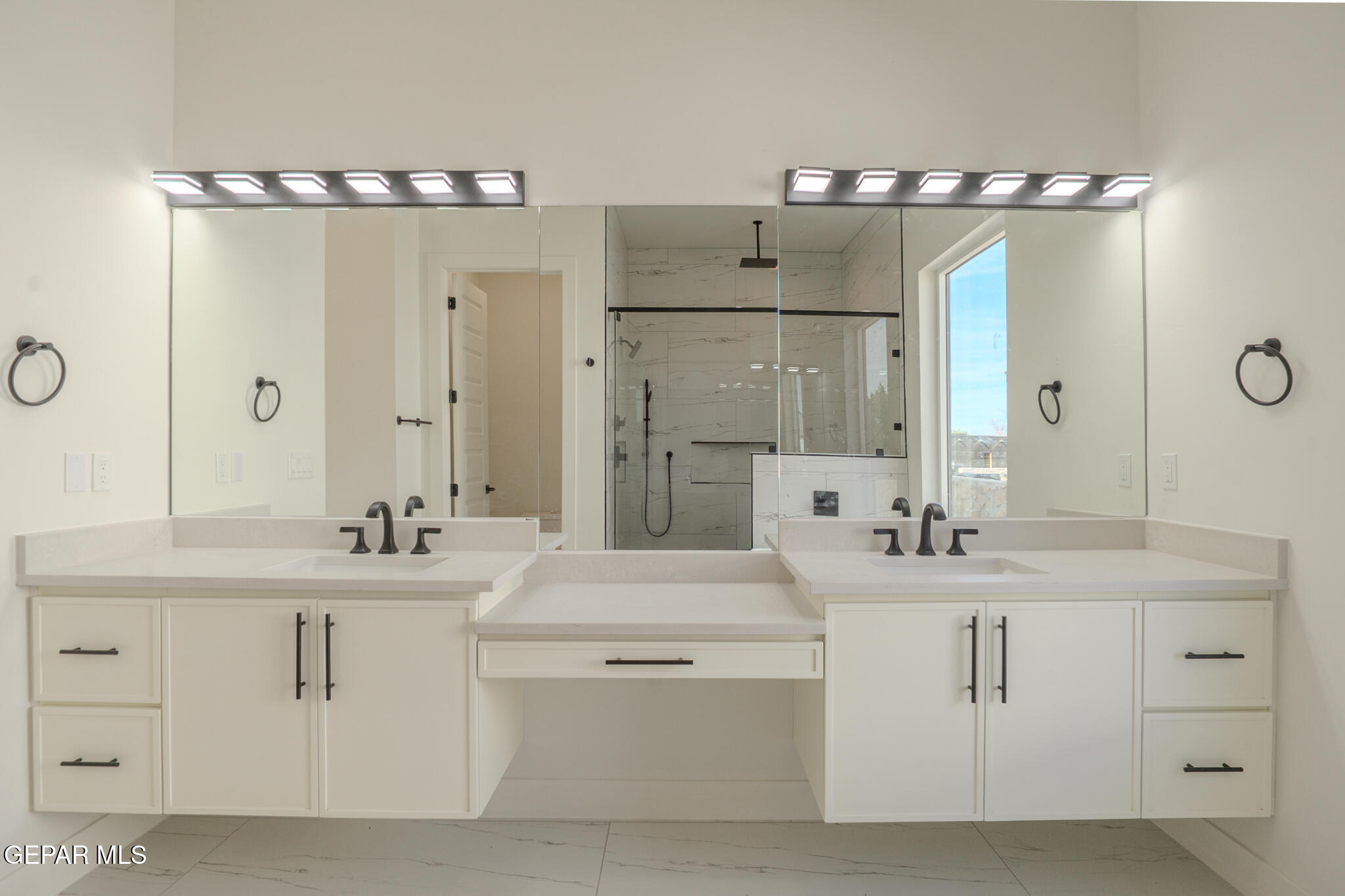 5660 Rio Bonito Circle El Paso, TX 79932 - Photo 39 of 74 5660 Rio Bonito -41