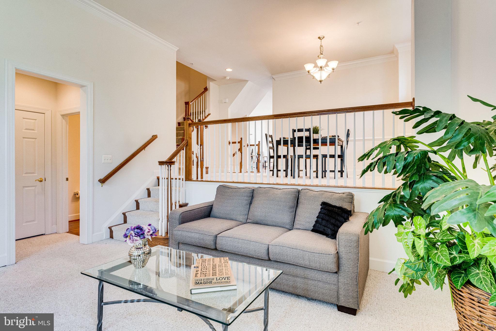 1210 Gaither Road Rockville, MD 20850 - Photo 4 of 27 Living Room