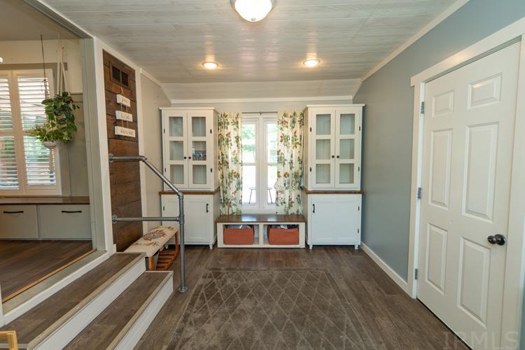 13595 Brick Road Granger, IN 46530 - Photo 17 of 34