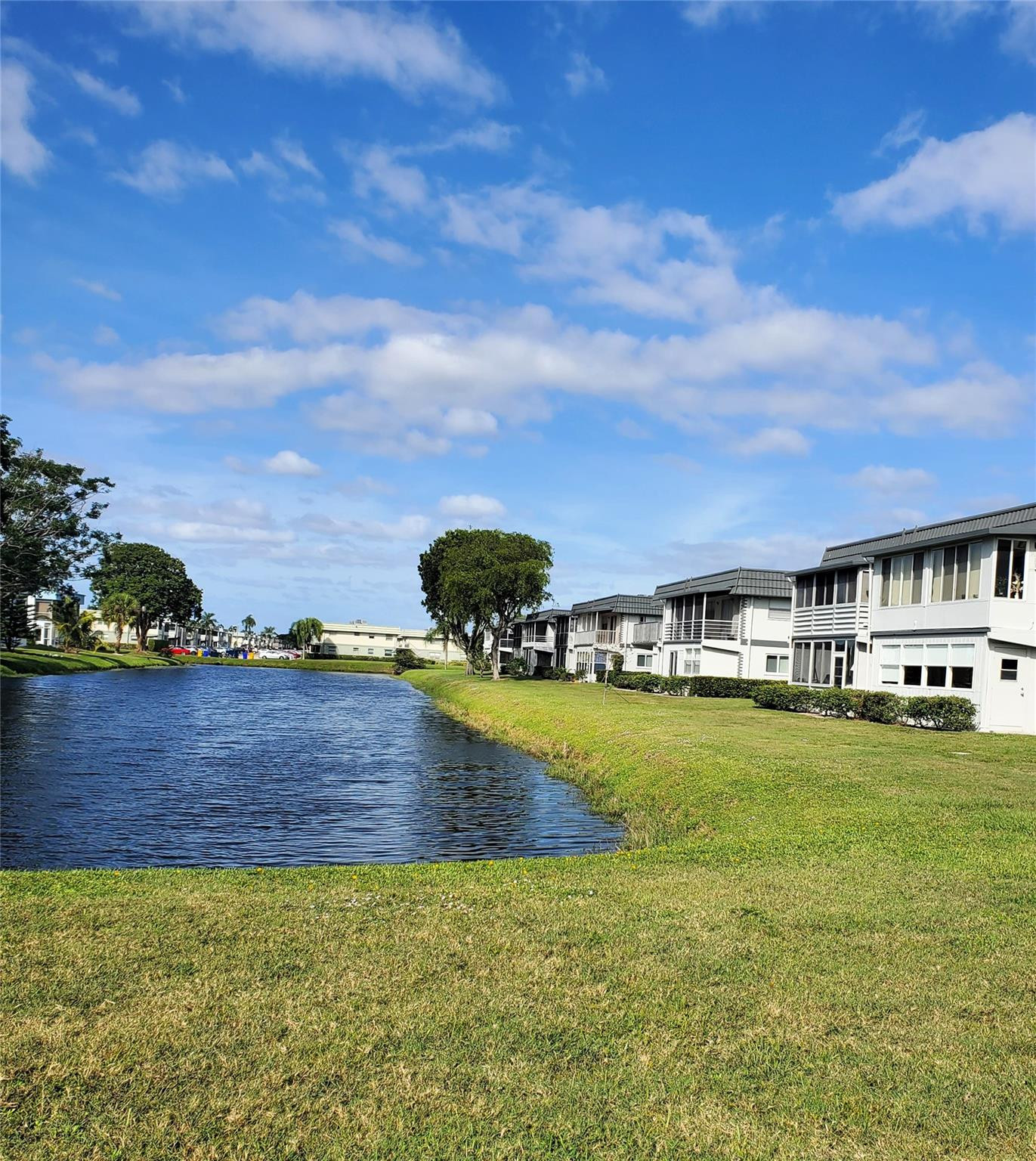 357 Saxony Lane, Unit 357 Delray Beach, FL 33446 - Photo 32 of 37 Photo 33