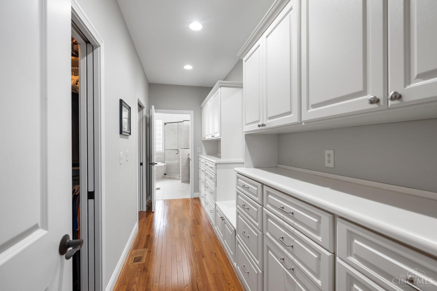 1464 Riverside Drive Cincinnati, OH 45202 - Photo 27 of 58