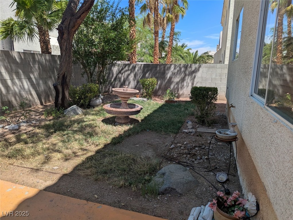 4777 Crakow Court Las Vegas, NV 89147 - Photo 6 of 49 View of yard featuring a patio