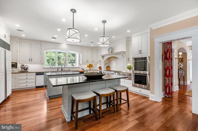 $3,025,000 | 370 Dutton Mill Road, Malvern, PA 19355