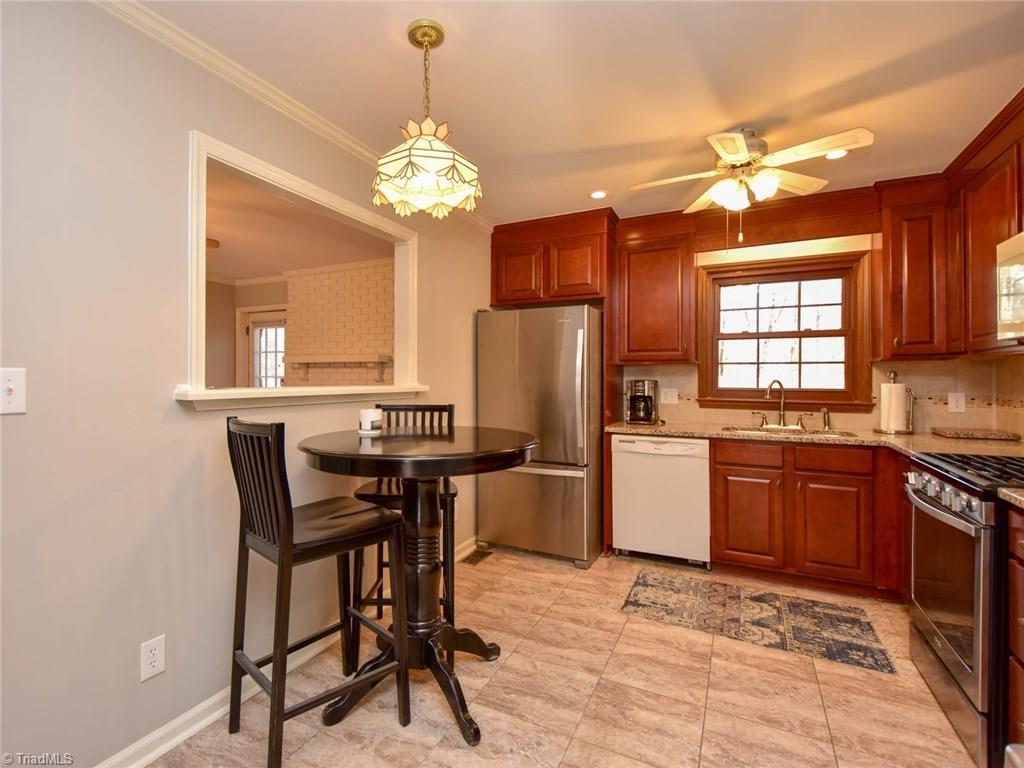 2116 Three Meadows Road Greensboro, NC 27455 - Photo 8 of 27 Gallery Image 8