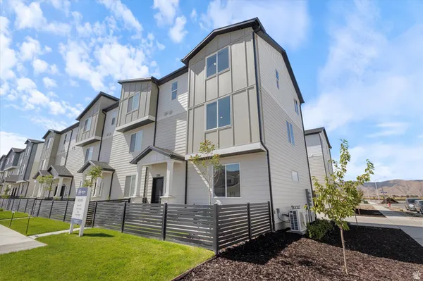 $349,900 | 1282 South 1360 East, Unit 30120, Payson, UT 84651