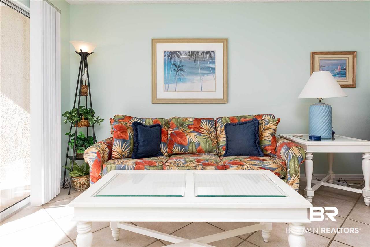 645 Plantation Road, Unit 6406 Gulf Shores, AL 36542 - Photo 7 of 28 Living Sleeper Sofa