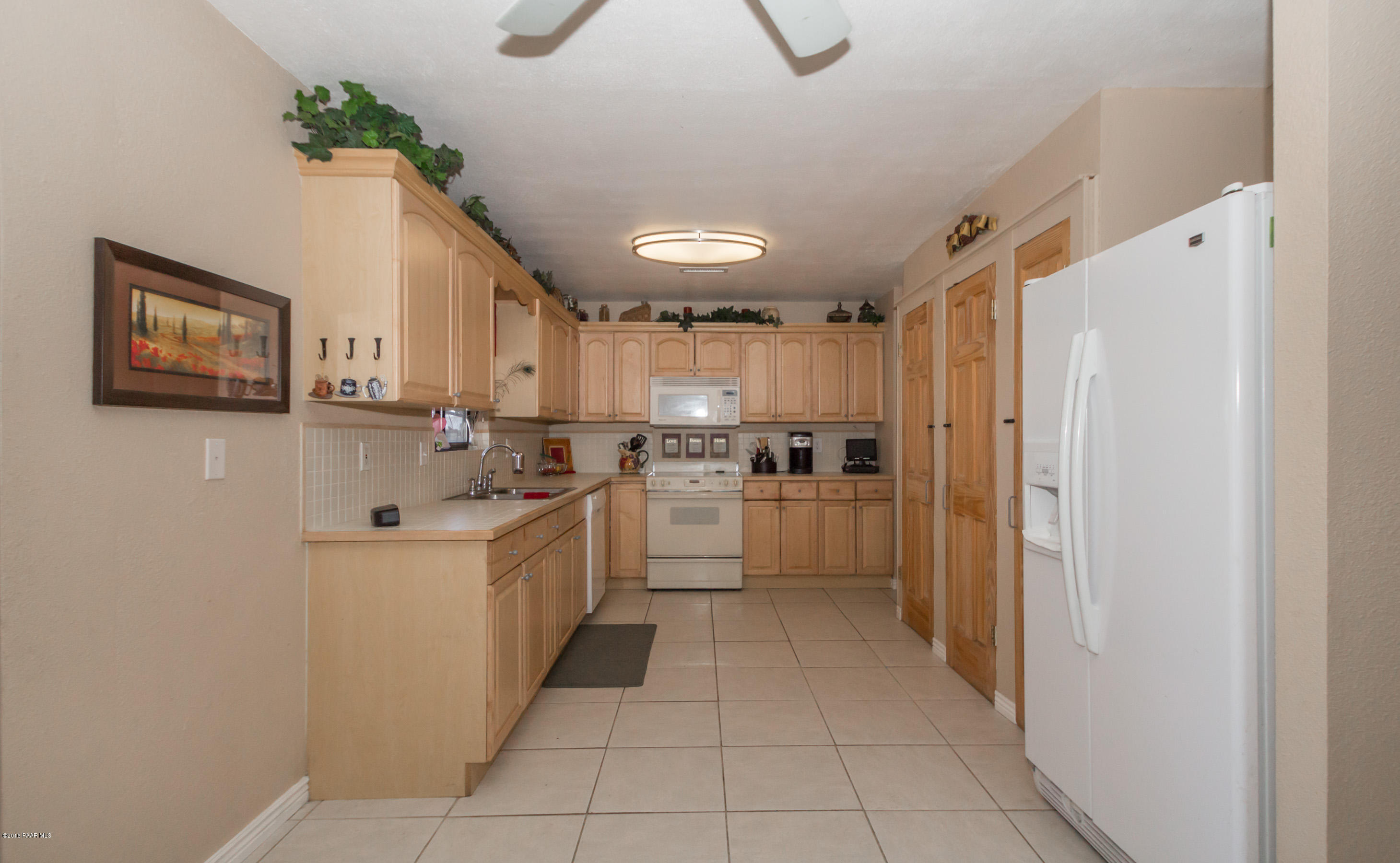 8100 East Prescott Road Prescott Valley, AZ 86314 - Photo 5 of 17 005_Kitchen