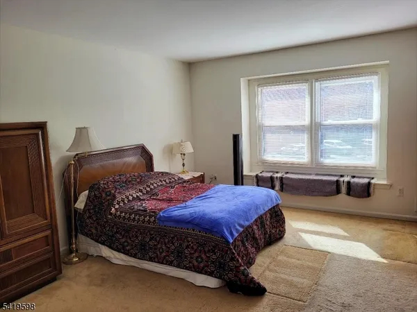 $299,900 | 33 Hancock Court, Flemington, NJ 08822