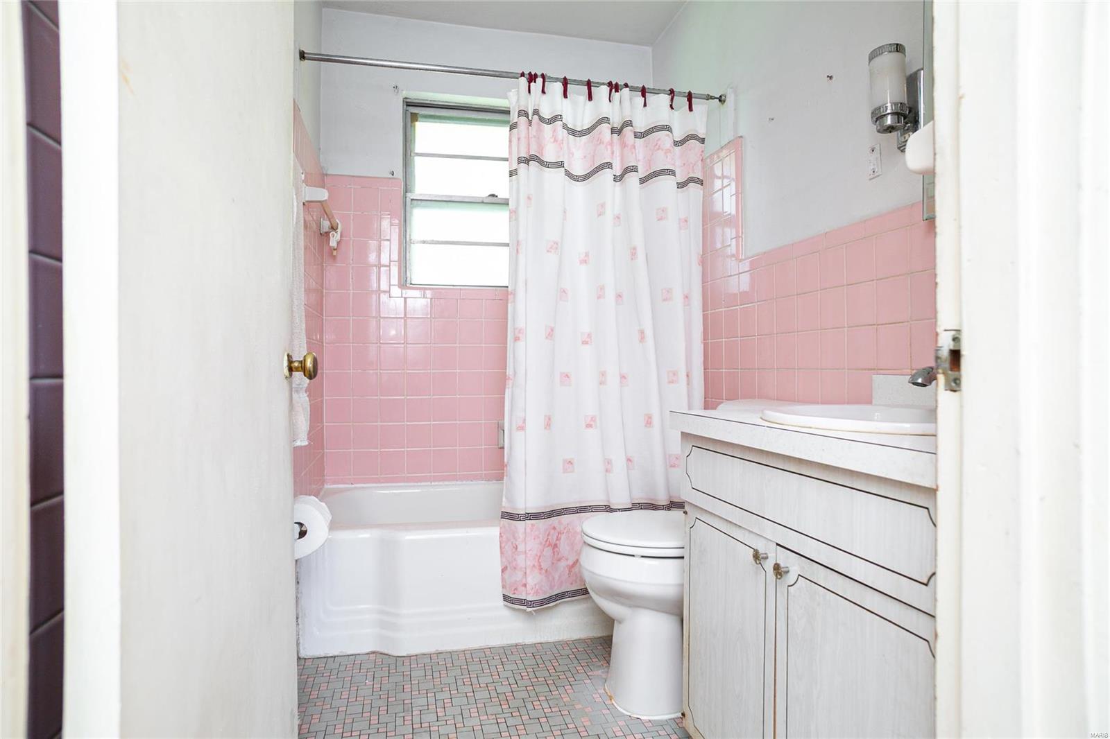 10808 Mueller Road St. Louis, MO 63123 - Photo 12 of 16 Gallery Image 12