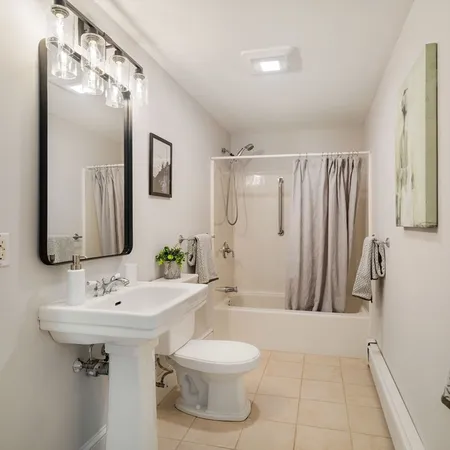 $650,000 | 432 Norfolk Street, Unit 1H, Somerville, MA 02143