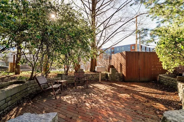 $650,000 | 432 Norfolk Street, Unit 1H, Somerville, MA 02143