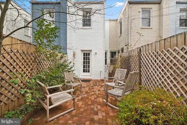 a front view of a building with street view