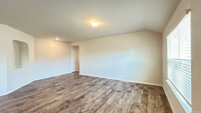 $1,995 | 4907 Unakite Way, San Antonio, TX 78253