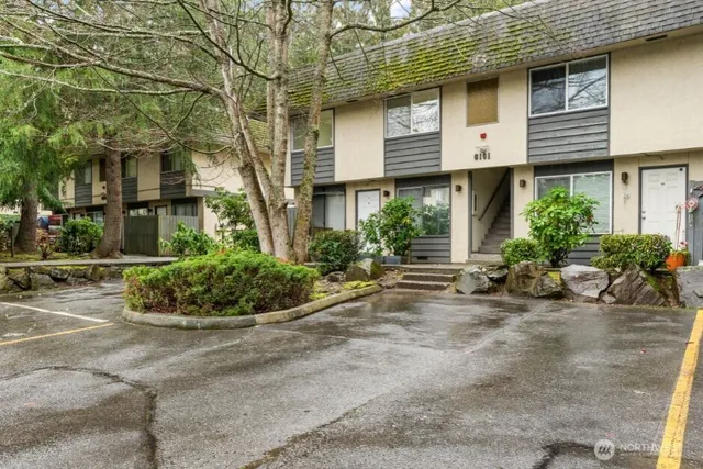$289,000 | 6101 204th Street Southwest, Unit A2, Lynnwood, WA 98036
