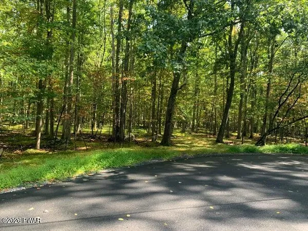 $15,500 | Lot 268 Evergreen Court, Greentown, PA 18426