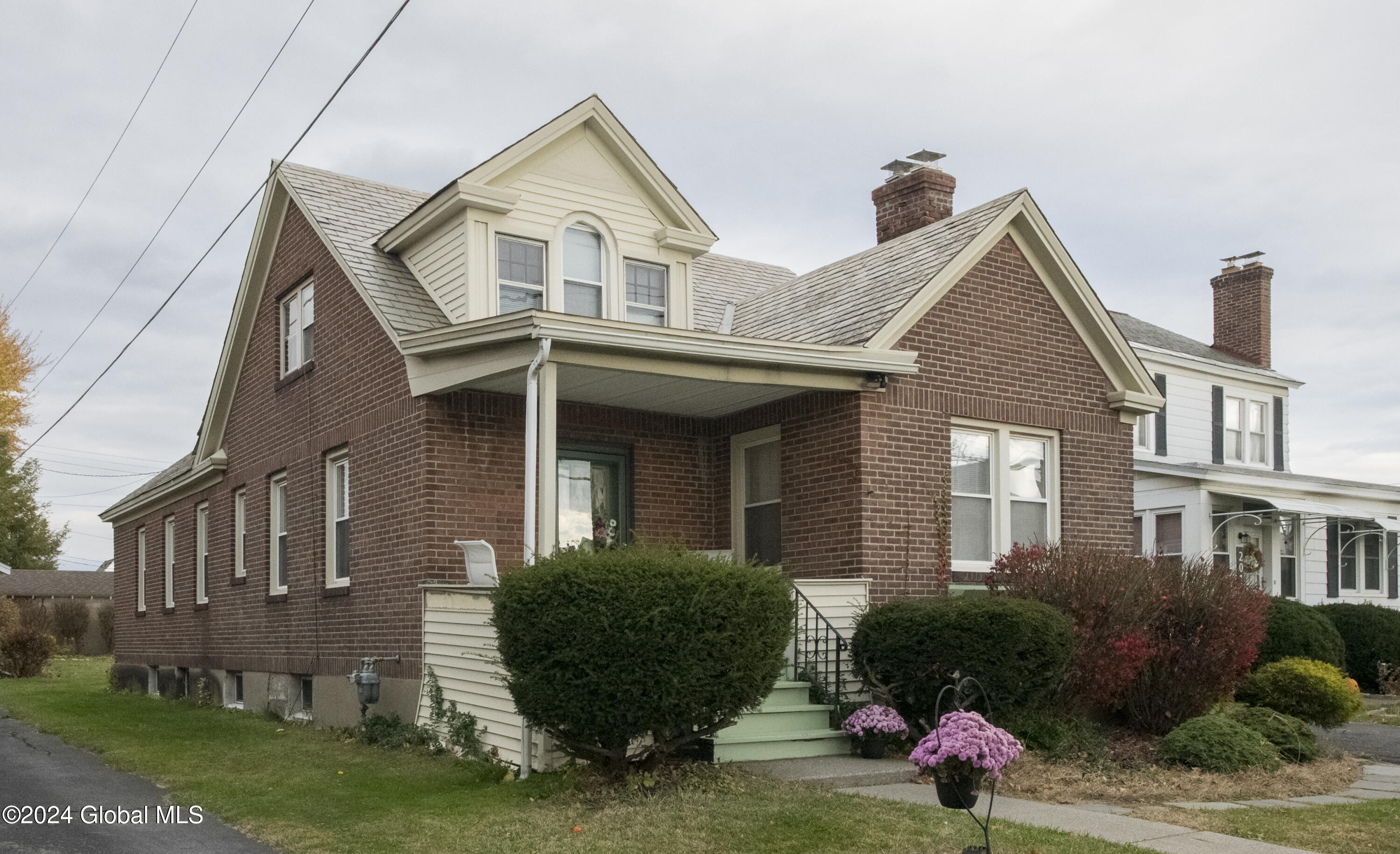 203 Whitehall Road Albany, NY 12209 - Photo 1 of 32 MICHAEL GALLITELLI-2043