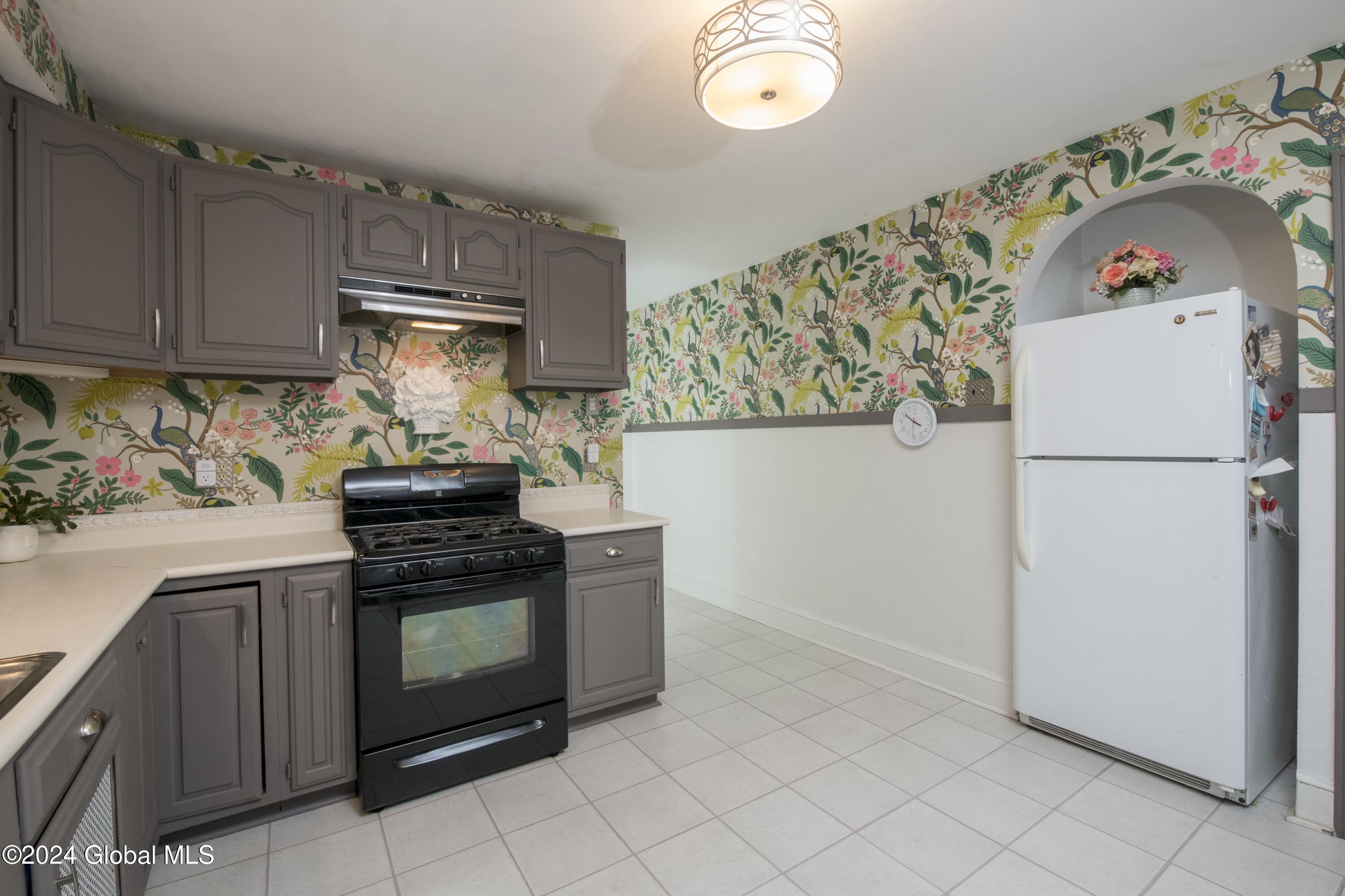 203 Whitehall Road Albany, NY 12209 - Photo 12 of 32 MICHAEL GALLITELLI-2110