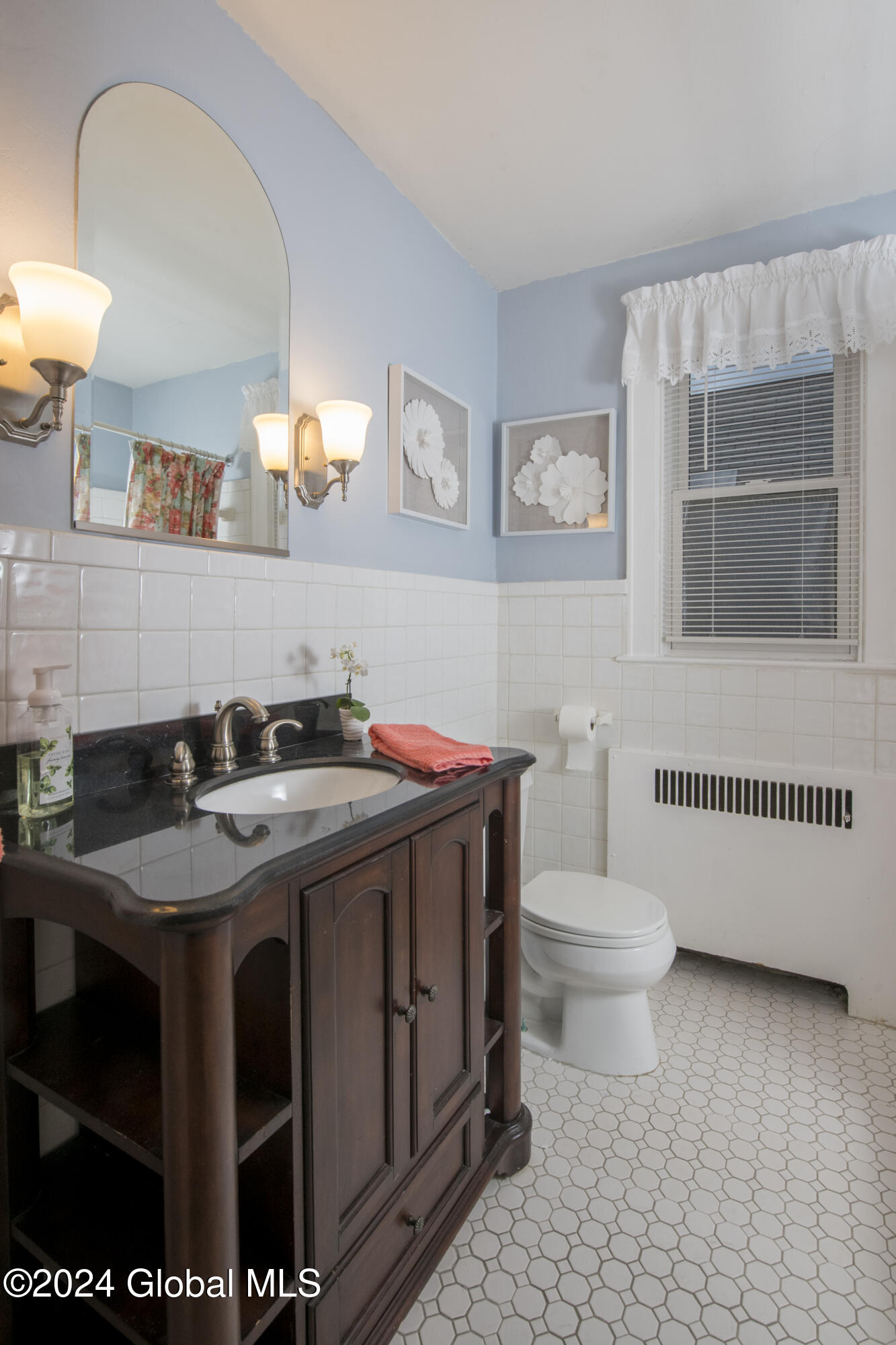 203 Whitehall Road Albany, NY 12209 - Photo 19 of 32 MICHAEL GALLITELLI-2084
