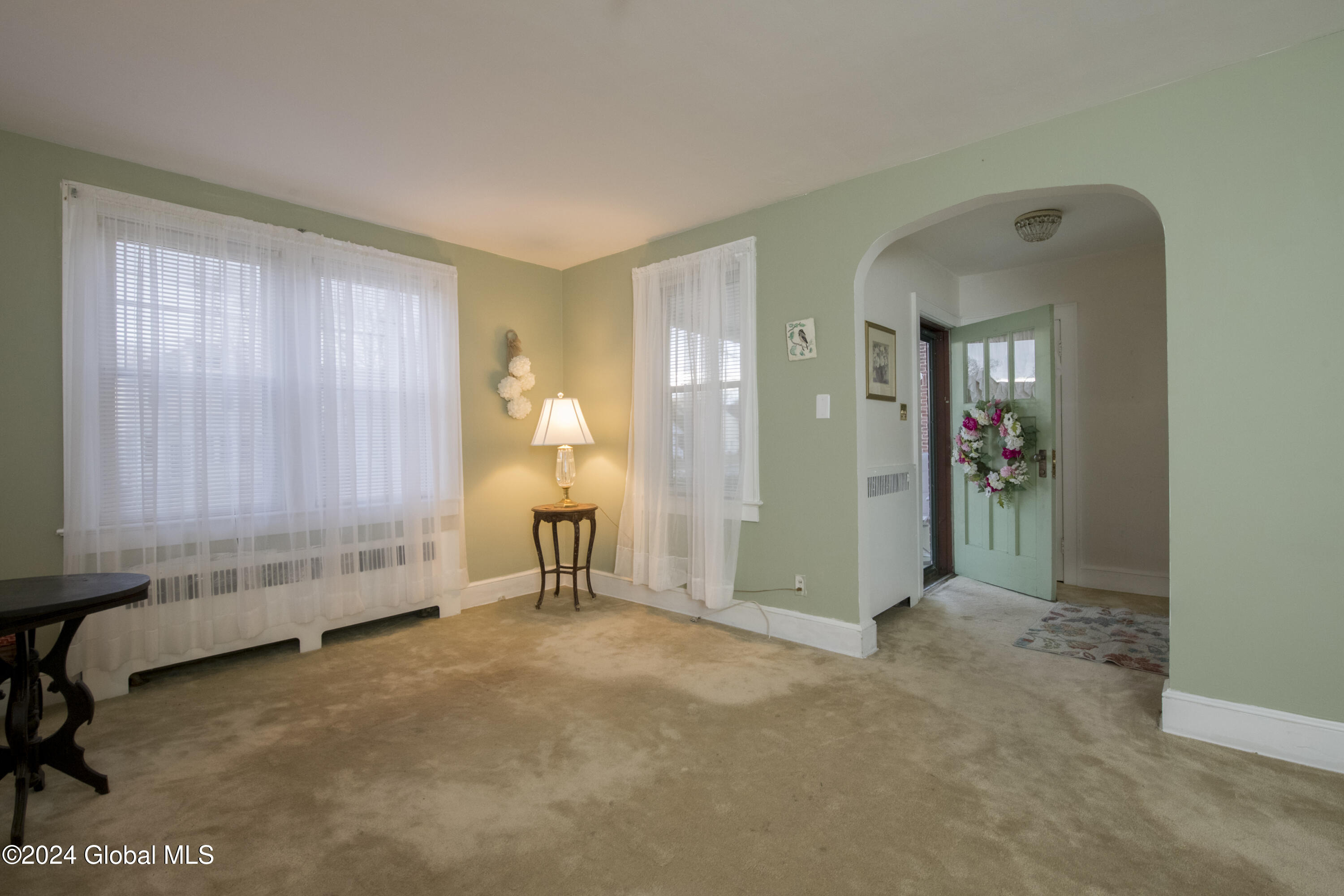 203 Whitehall Road Albany, NY 12209 - Photo 3 of 32 MICHAEL GALLITELLI-2058