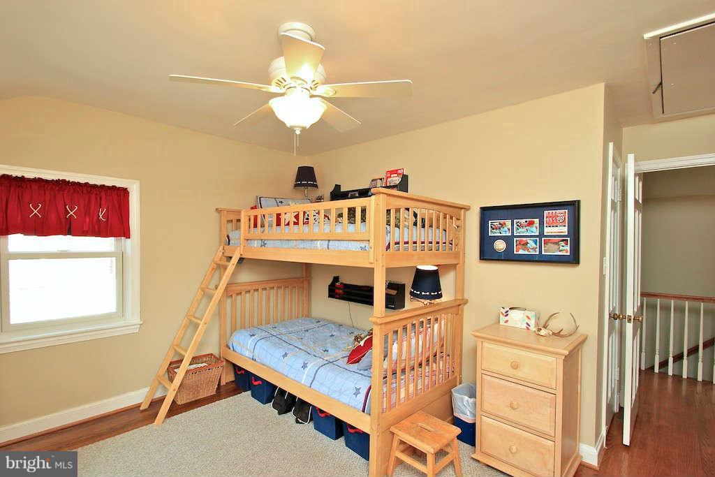 5025 34th Road North Arlington, VA 22207 - Photo 22 of 30 Bedroom