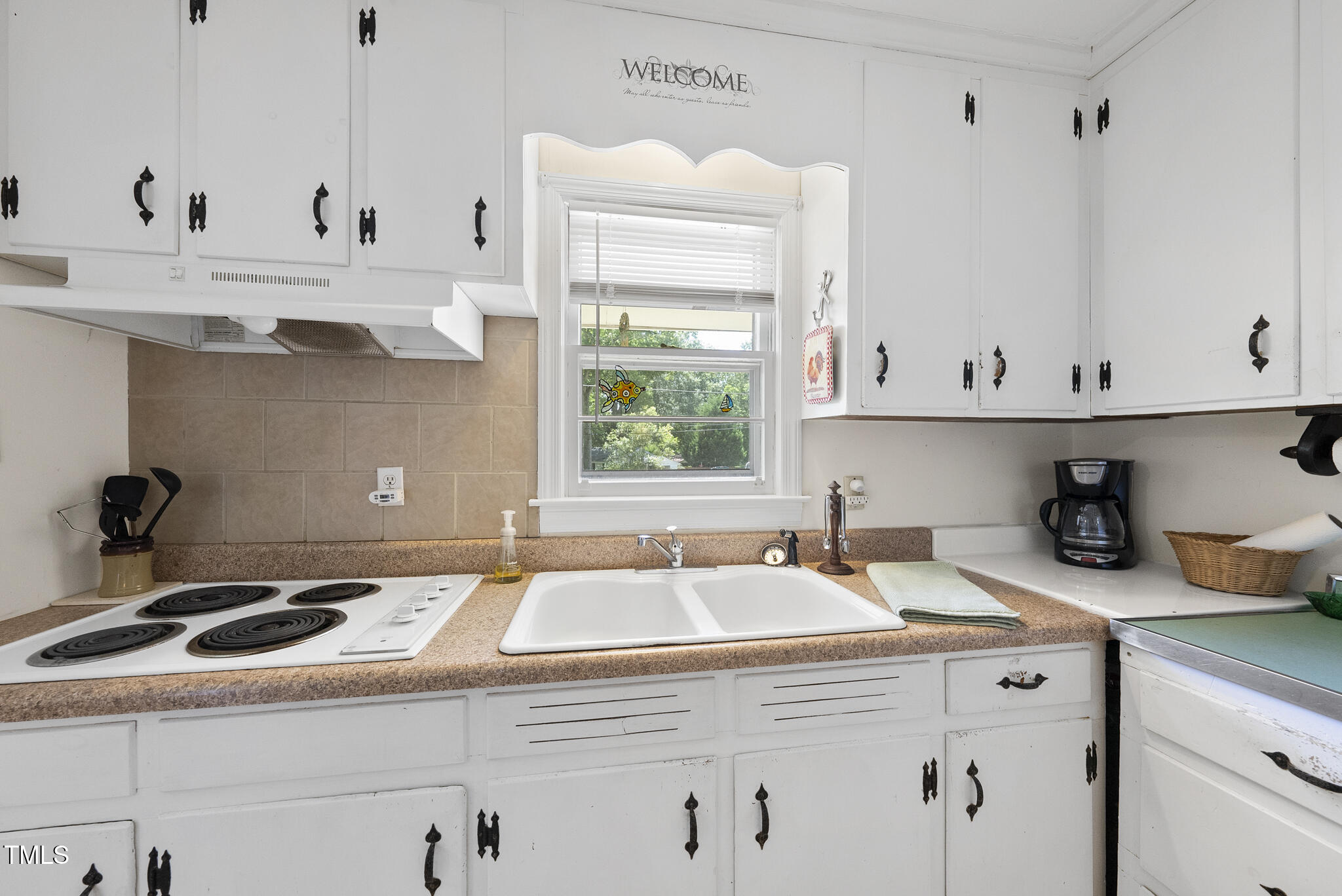 905 Aversboro Road Garner, NC 27529 - Photo 11 of 20 Kitchen