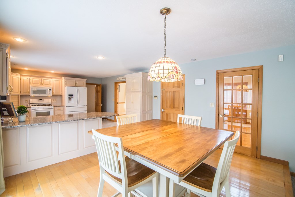6 Indian Ridge Road Atkinson, NH 03811 - Photo 10 of 35 Gallery Image 10