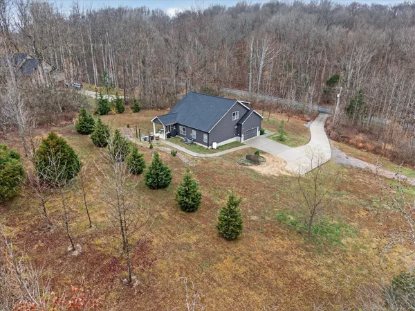 $599,900 | 2140 Palmyra Road, Palmyra, TN 37142