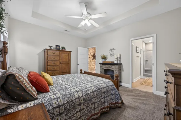 $599,900 | 2140 Palmyra Road, Palmyra, TN 37142