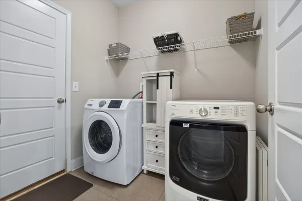 $599,900 | 2140 Palmyra Road, Palmyra, TN 37142