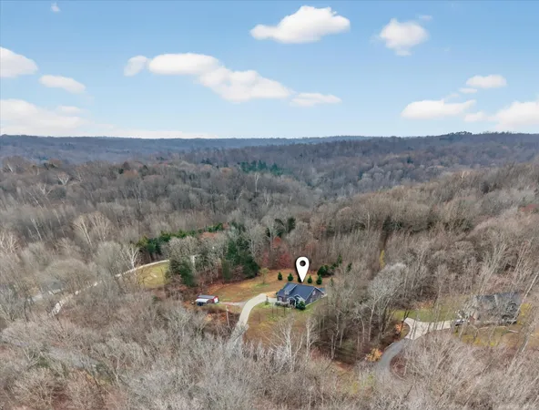 $599,900 | 2140 Palmyra Road, Palmyra, TN 37142