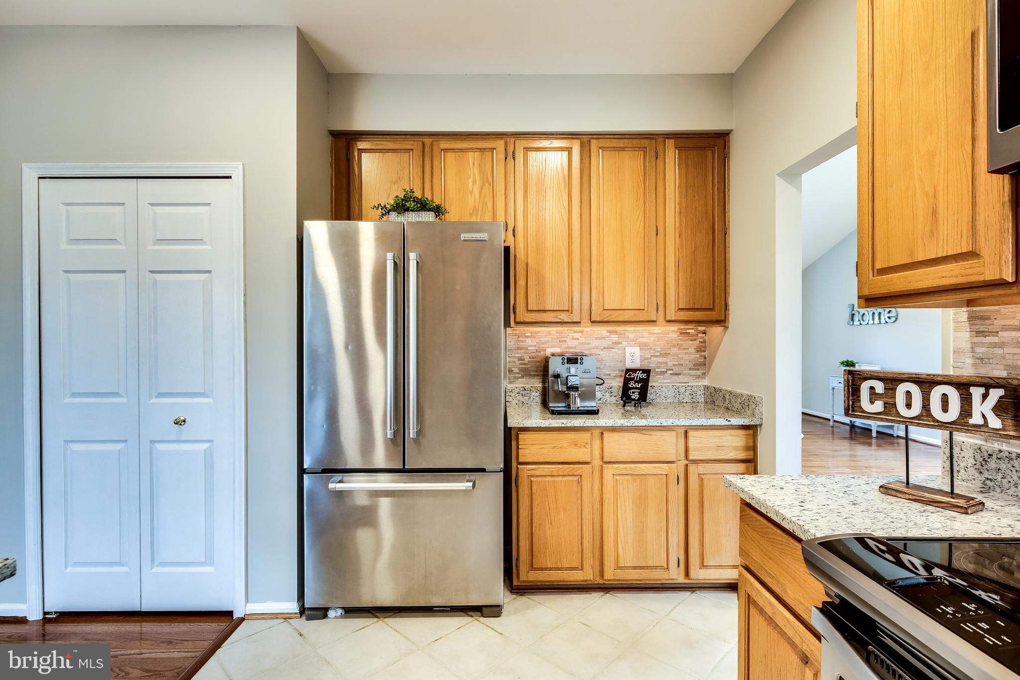 5261 Rising Sun Lane Ellicott City, MD 21043 - Photo 13 of 40 Gallery Image 13