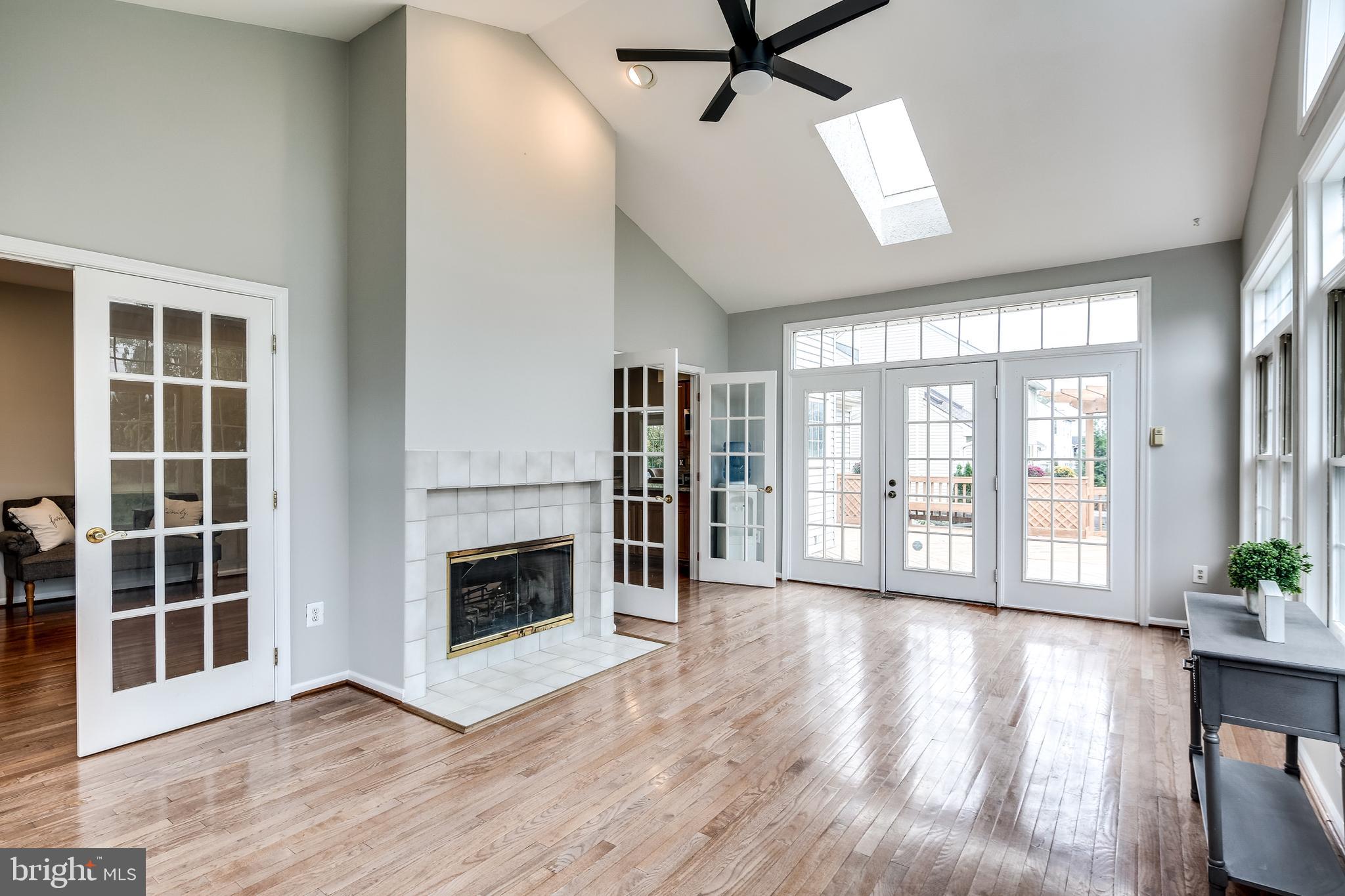 5261 Rising Sun Lane Ellicott City, MD 21043 - Photo 19 of 40 Gallery Image 19