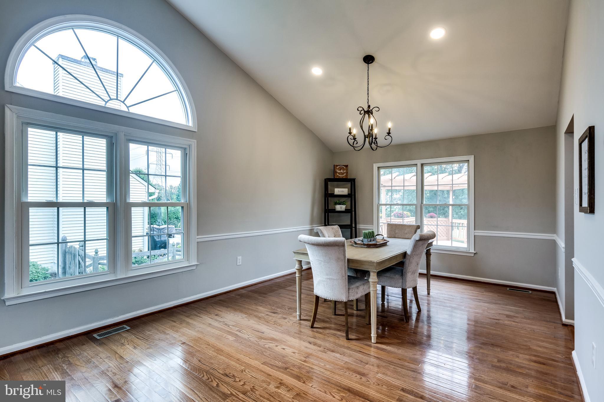 5261 Rising Sun Lane Ellicott City, MD 21043 - Photo 9 of 40 Gallery Image 9