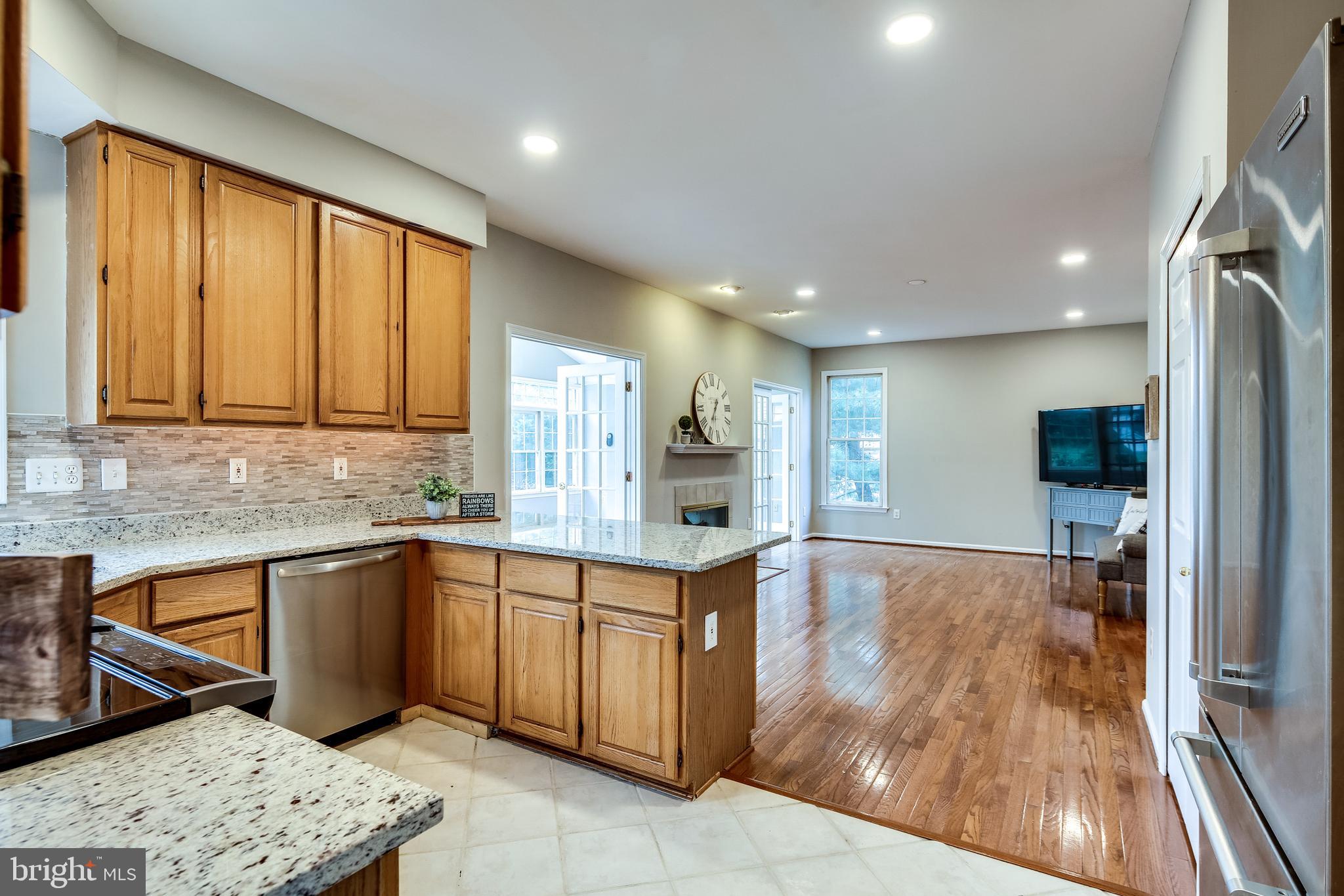 5261 Rising Sun Lane Ellicott City, MD 21043 - Photo 10 of 40 Gallery Image 10