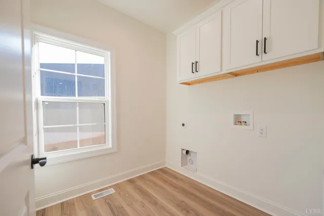 $519,900 | 1130 Live Oak Court, Forest, VA 24551