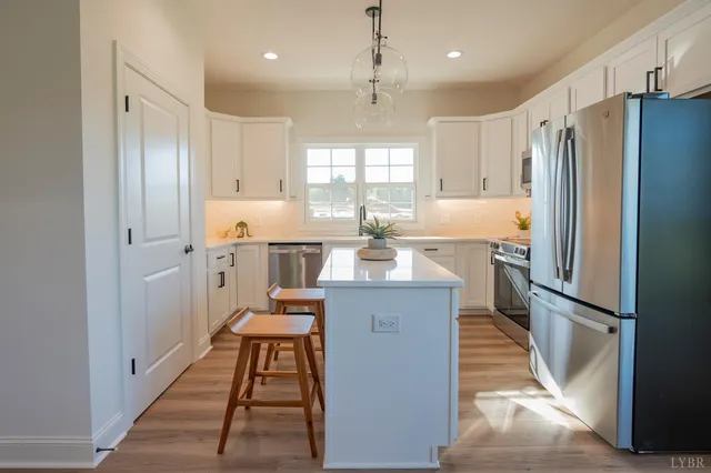 $519,900 | 1130 Live Oak Court, Forest, VA 24551