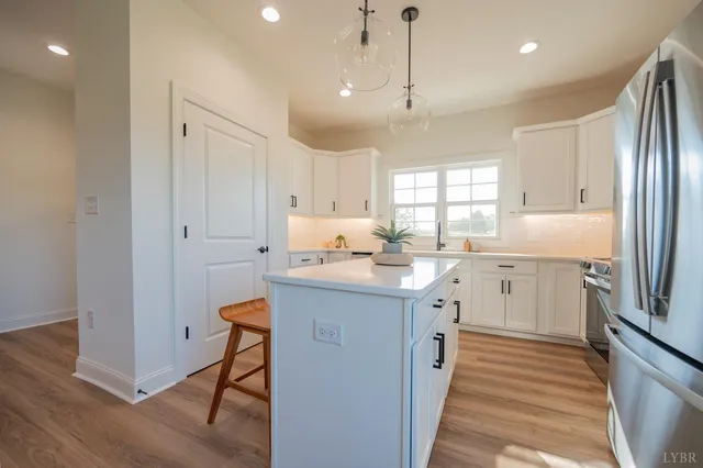 $519,900 | 1130 Live Oak Court, Forest, VA 24551